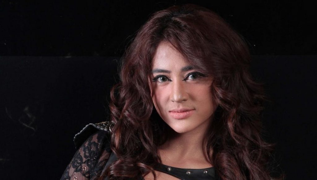 Dewi-Perssik